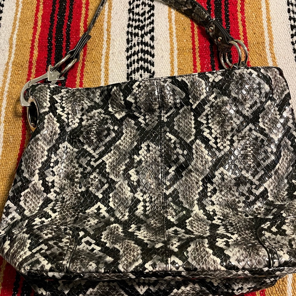 Penelope Ann Snakeskin Print Shoulder Bag | Faux Leather Hobo Purse